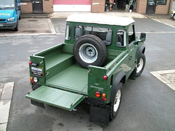 Speedliner  Land Rover Custom Green 3